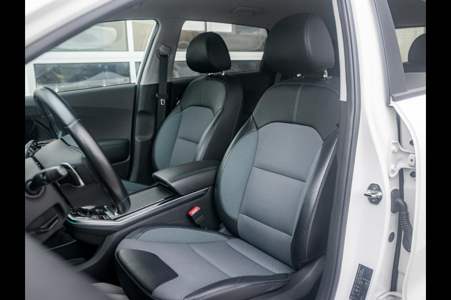 Kia e-Niro DynamicLine 64 kWh l Navigatie l Achteruitrijcamera l