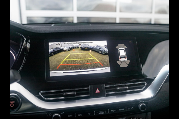 Kia e-Niro DynamicLine 64 kWh l Navigatie l Achteruitrijcamera l