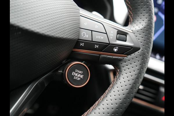 CUPRA Leon 1.5 TSI e-Hybrid Business DSG Plug In Hybrid 204pk PHEV | Alcantara Kuipstoelen Memory | Adaptive Cruise | Matrix LED | Virtual | Camera | Sfeerverlichting | Apple Carplay | 18"L.M |