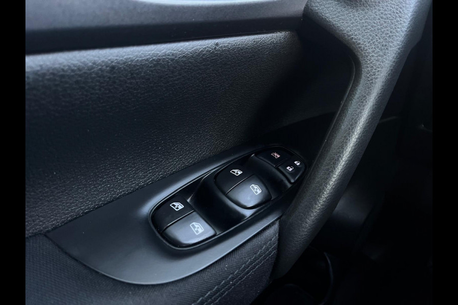 Nissan QASHQAI 1.3 DIG-T Visia, Airco, Bluetooth, Cruise, Trekhaak, Radio, NAP