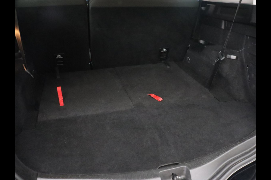 Renault Grand Scénic 1.4 TCe Zen 7-persoons | Trekhaak | Navigatie | Sfeerverlichting | Parkeerhulp | Keyless | Climate control | DAB | Cruise control