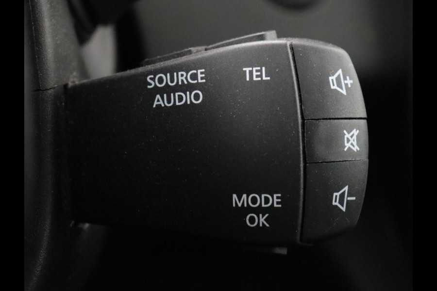 Renault Grand Scénic 1.4 TCe Zen 7-persoons | Trekhaak | Navigatie | Sfeerverlichting | Parkeerhulp | Keyless | Climate control | DAB | Cruise control