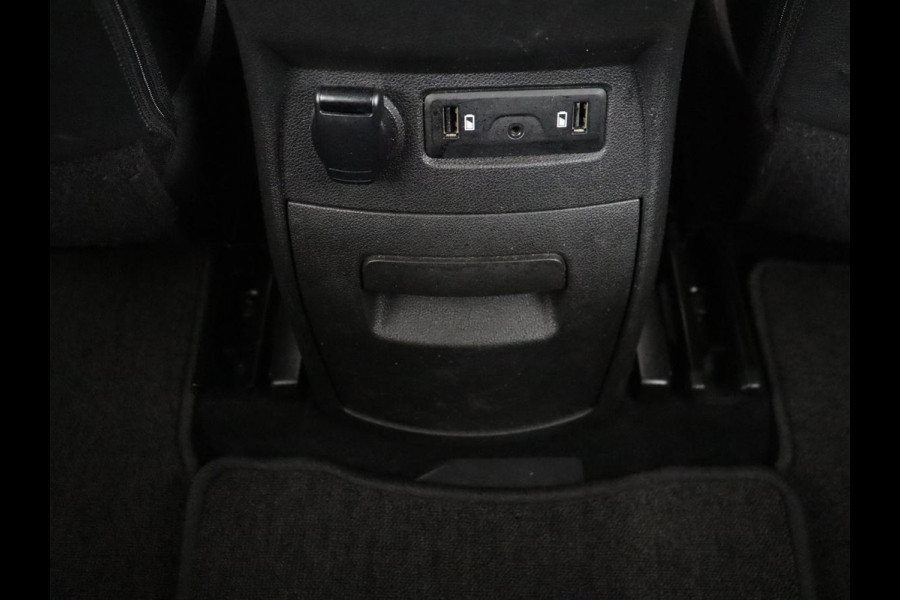 Renault Grand Scénic 1.4 TCe Zen 7-persoons | Trekhaak | Navigatie | Sfeerverlichting | Parkeerhulp | Keyless | Climate control | DAB | Cruise control