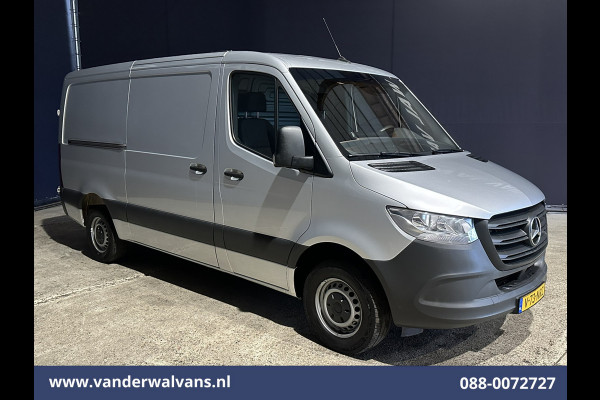 Mercedes-Benz Sprinter 315 CDI 150pk L2H1 Euro6 Airco | Camera | Apple Carplay | Trekhaak | Chauffeursstoel Android Auto