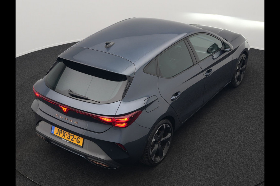 CUPRA Leon 1.5 TSI e-Hybrid Business DSG Plug In Hybrid 204pk PHEV | Alcantara Kuipstoelen Memory | Adaptive Cruise | Matrix LED | Virtual | Camera | Sfeerverlichting | Apple Carplay | 18"L.M |