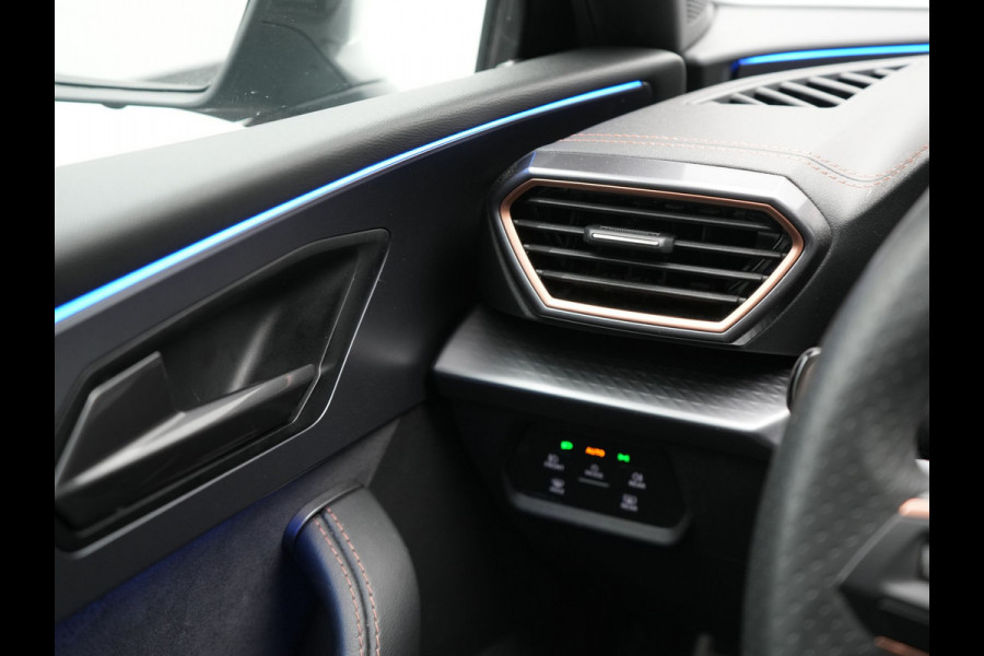CUPRA Leon 1.5 TSI e-Hybrid Business DSG Plug In Hybrid 204pk PHEV | Alcantara Kuipstoelen Memory | Adaptive Cruise | Matrix LED | Virtual | Camera | Sfeerverlichting | Apple Carplay | 18"L.M |