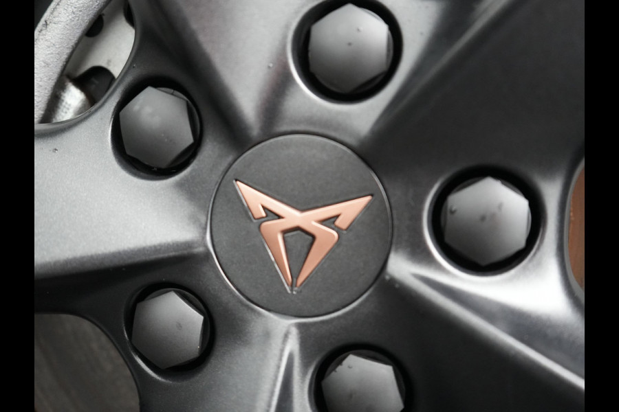 CUPRA Leon 1.5 TSI e-Hybrid Business DSG Plug In Hybrid 204pk PHEV | Alcantara Kuipstoelen Memory | Adaptive Cruise | Matrix LED | Virtual | Camera | Sfeerverlichting | Apple Carplay | 18"L.M |