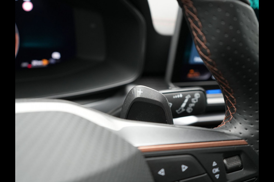 CUPRA Leon 1.5 TSI e-Hybrid Business DSG Plug In Hybrid 204pk PHEV | Alcantara Kuipstoelen Memory | Adaptive Cruise | Matrix LED | Virtual | Camera | Sfeerverlichting | Apple Carplay | 18"L.M |