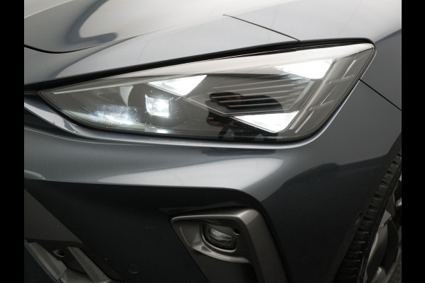 CUPRA Leon 1.5 TSI e-Hybrid Business DSG Plug In Hybrid 204pk PHEV | Alcantara Kuipstoelen Memory | Adaptive Cruise | Matrix LED | Virtual | Camera | Sfeerverlichting | Apple Carplay | 18"L.M |