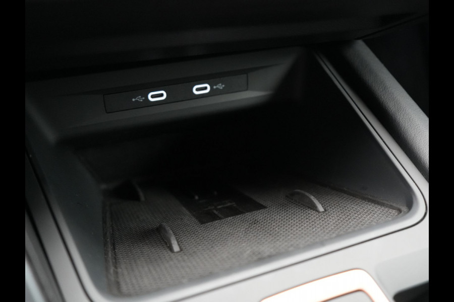 CUPRA Leon 1.5 TSI e-Hybrid Business DSG Plug In Hybrid 204pk PHEV | Alcantara Kuipstoelen Memory | Adaptive Cruise | Matrix LED | Virtual | Camera | Sfeerverlichting | Apple Carplay | 18"L.M |