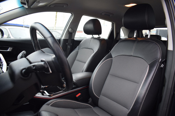 Kia e-Niro DynamicLine 64 kWh | Half Leer | Stuur- en Stoelverw. | Camera