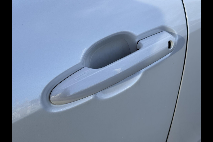 Toyota highlander 2.5 Hybrid AWD Premium | Panoramadak, Head up display, Geheugenfunctie, Stoelventilatie, Leer, 360 Camera, Stuurverwarming