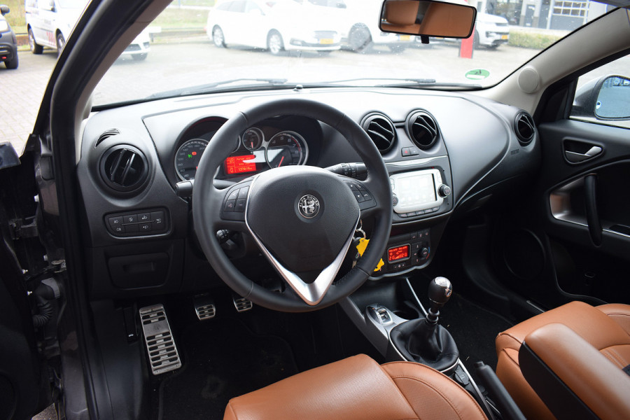 Alfa Romeo MiTo 0.9 TwinAir ECO Super | Leer | Climate | Cruise | Sensoren