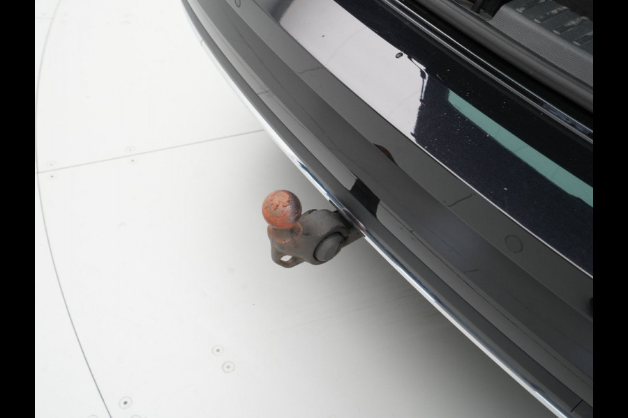 Škoda Karoq 1.5 TSI ACT 150pk Sportline Navigatie Trekhaak Camera Keyless Stoelverwarming 37