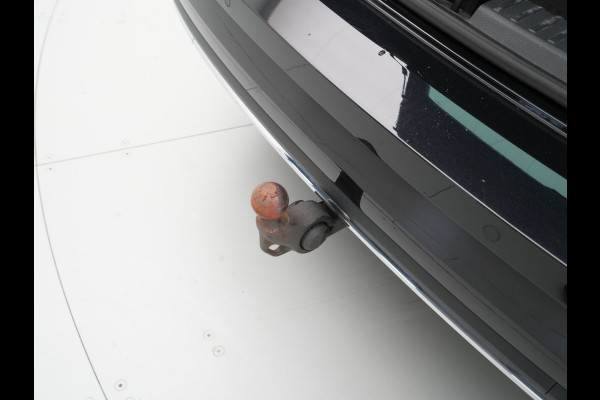 Škoda Karoq 1.5 TSI ACT 150pk Sportline Navigatie Trekhaak Camera Keyless Stoelverwarming 37