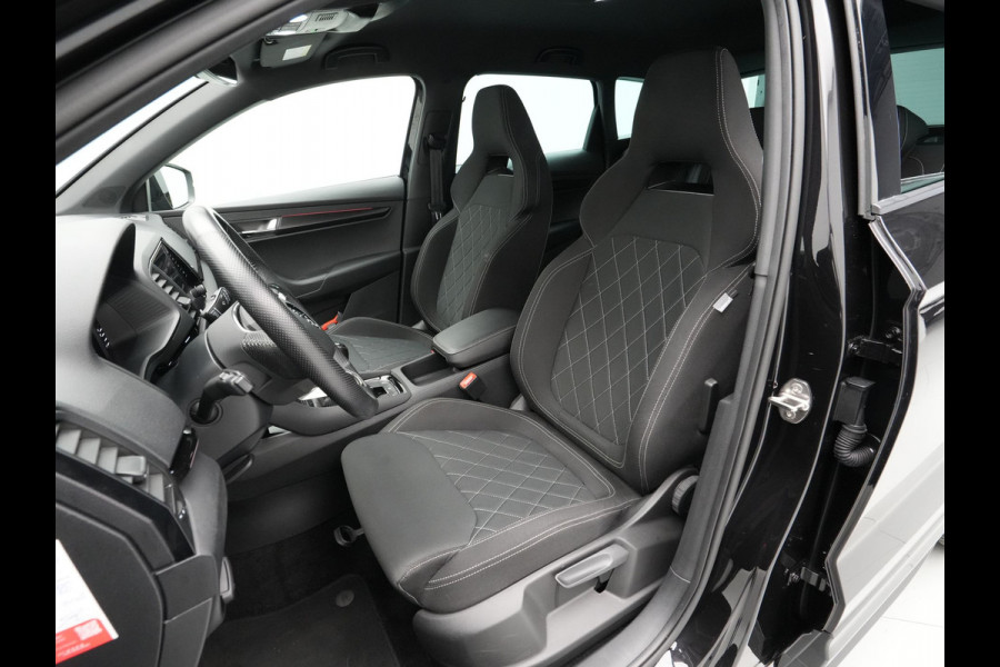 Škoda Karoq 1.5 TSI ACT 150pk Sportline Navigatie Trekhaak Camera Keyless Stoelverwarming 37