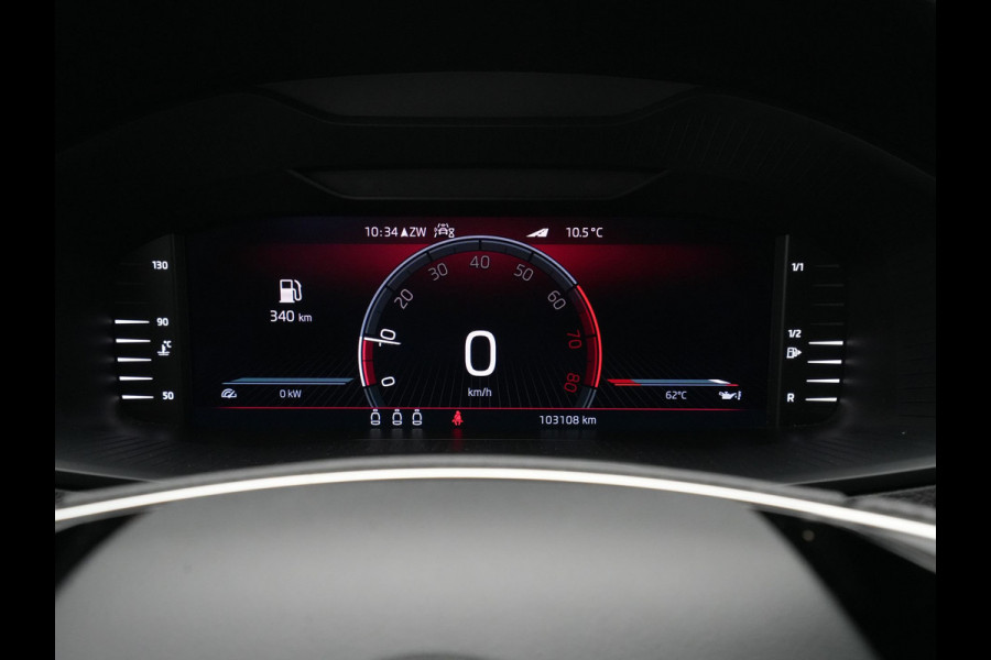 Škoda Karoq 1.5 TSI ACT 150pk Sportline Navigatie Trekhaak Camera Keyless Stoelverwarming 37