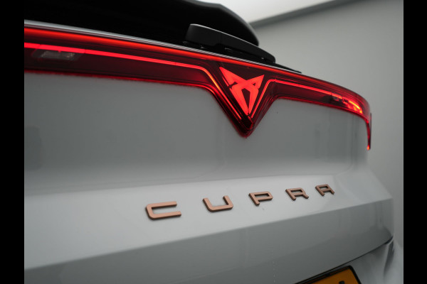 CUPRA Terramar 1.5 TSI e-Hybrid Business DSG Plug In Hybrid 204pk PHEV | Adaptive Cruise | Head Up | 360 Camera | Alcantara Sportstoelen Memory | Matrix LED | Stuurverwarming | Sfeerverlichting | Virtual |