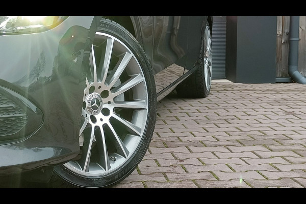 Mercedes-Benz C-Klasse Estate 200 Launch Edition Business Line LED afn. trekhaak Leder Apple-Android Stoelverw. Camera