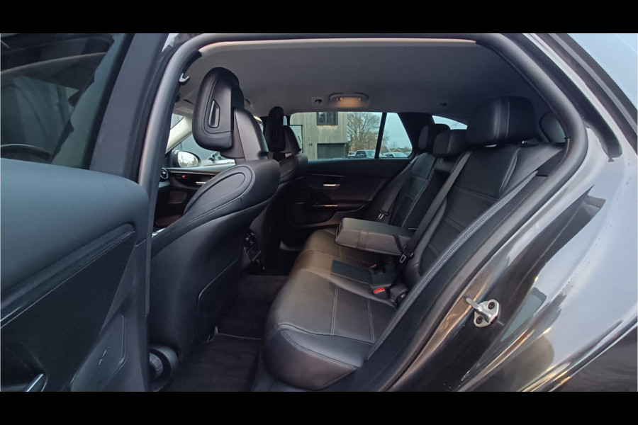 Mercedes-Benz C-Klasse Estate 200 Launch Edition Business Line LED afn. trekhaak Leder Apple-Android Stoelverw. Camera