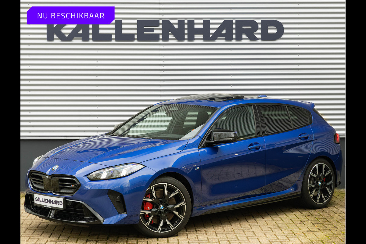 BMW 1-serie M135 xDrive - Pano - Memoryzetels - ACC - Stuurwiel Verwarmd - Head-up