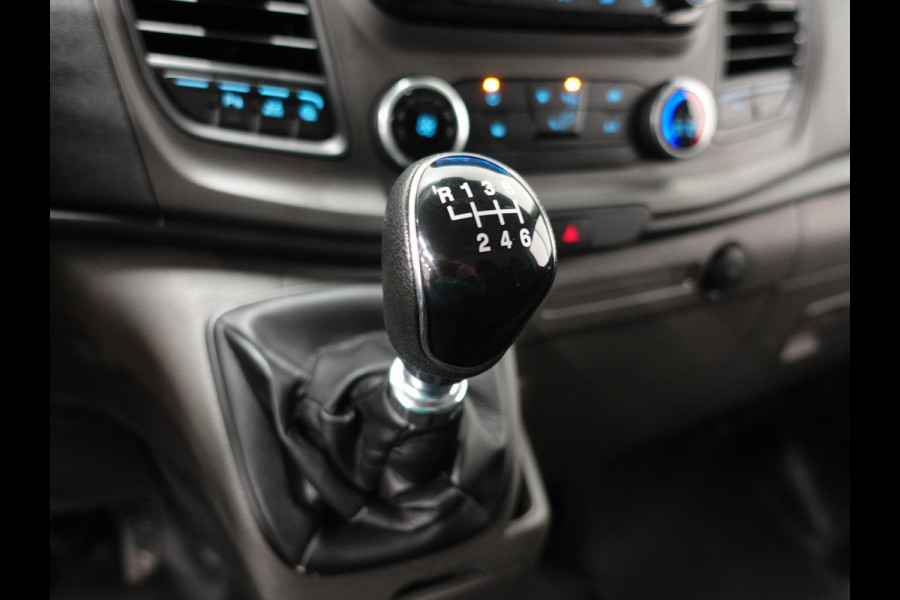 Ford Transit Custom L1H1 Trend Raptor Edition Navigatie Camera Cruise control Parkeersensoren Trekhaak Airco