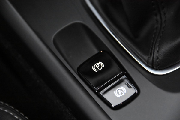 Volvo XC40 1.5 T3 Inscription *1ste Eigenaar*Leer*Navigatie*Trekhaak*