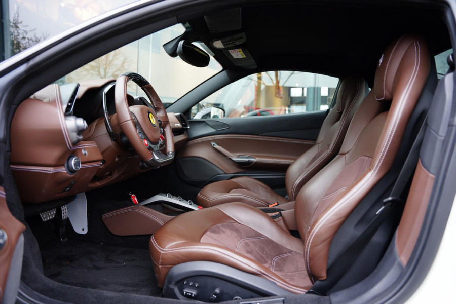 Ferrari 488 3.9 GTB HELE