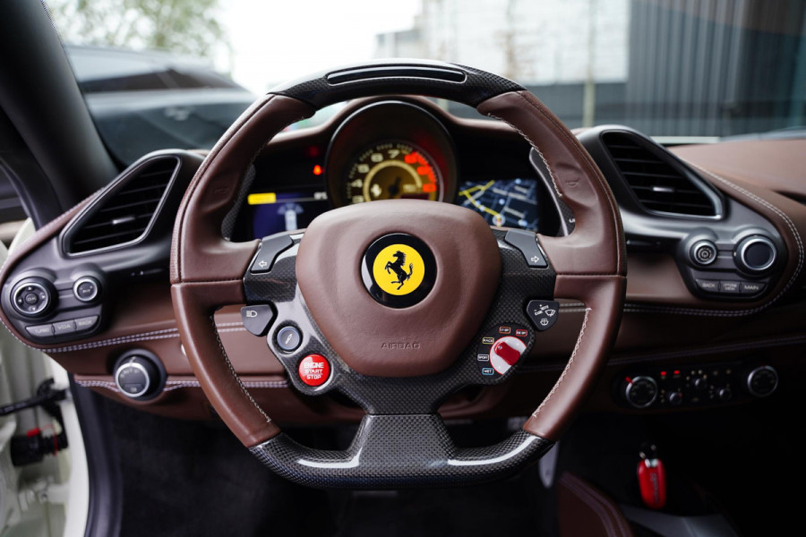 Ferrari 488 3.9 GTB HELE