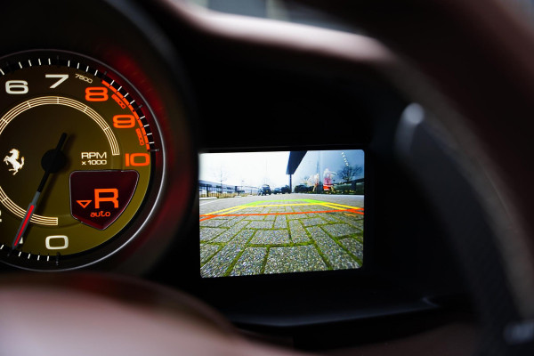 Ferrari 488 3.9 GTB HELE