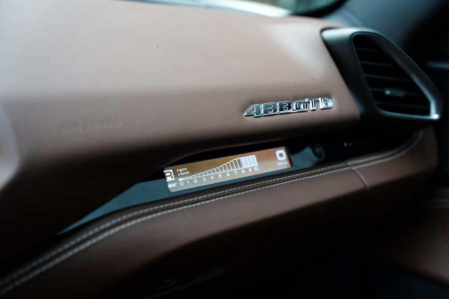 Ferrari 488 3.9 GTB HELE