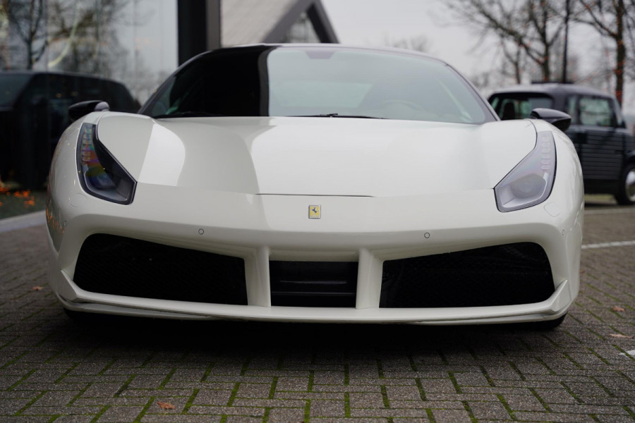 Ferrari 488 3.9 GTB HELE