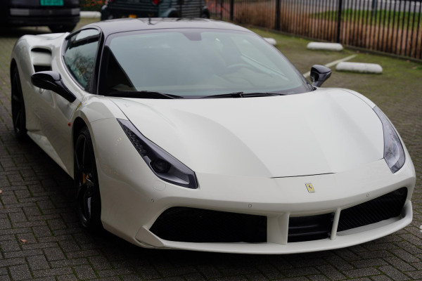 Ferrari 488 3.9 GTB HELE