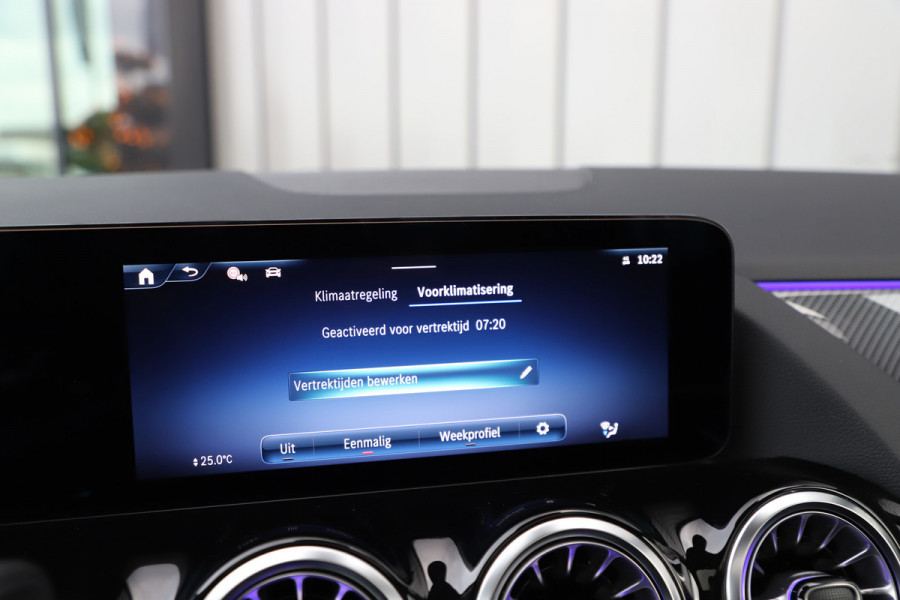 Mercedes-Benz GLA 250e AMG | 218PK | Pano | Sfeerverlichting | ACC | Widescreen | Stuurwielverw. | Trekhaak | Stoelverw. | 2025.