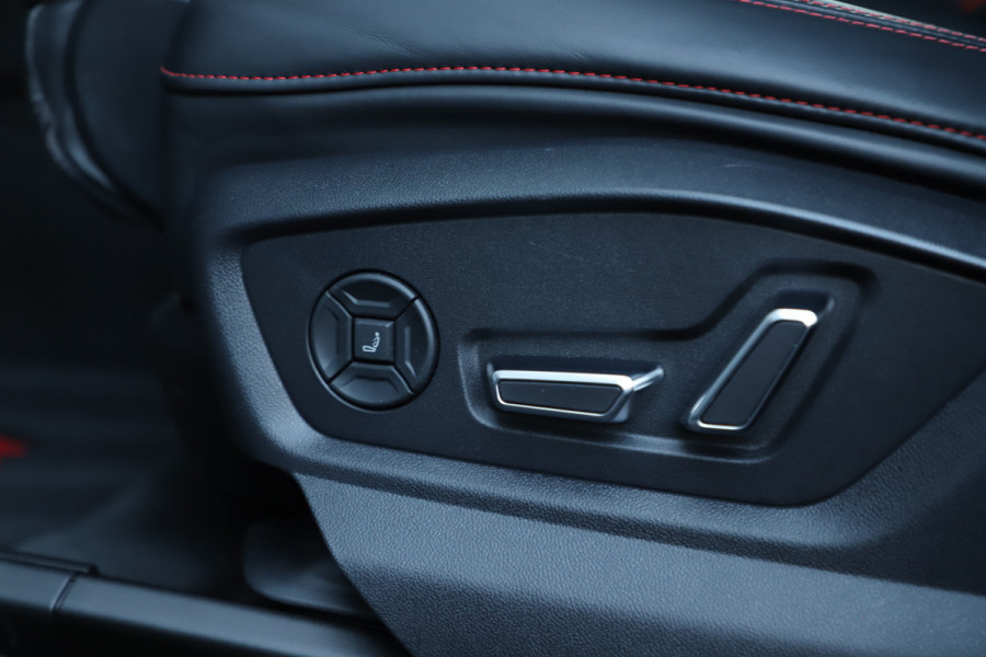 Audi RSQ8 4.0 TFSI quattro RSQ8-R ABT 1 of 125 | 740PK | Achterasbesturing | Luchtvering | Head-up | Carbon | Massage | B&O | Stuurwielver