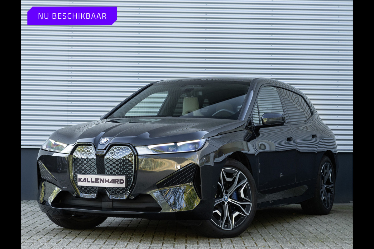 BMW iX xDrive50 - Sportpakket - Pano - Driving Ass Prof - Harman Kardon