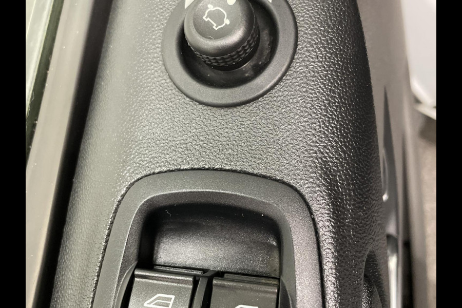 Ford Transit Custom 280 2.0 TDCI L1H1 Trend Airco Cruise Control Trekhaak Verwarmbare stoel & passagiersbank