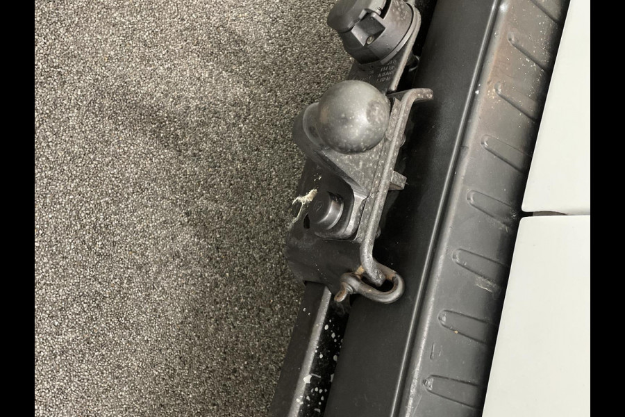 Ford Transit Custom 280 2.0 TDCI L1H1 Trend Airco Cruise Control Trekhaak Verwarmbare stoel & passagiersbank