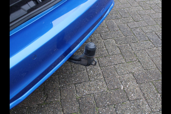 Ford FOCUS Wagon 1.0 EcoBoost Hybrid ST Line Business | TREKHAAK | NAVIGATIE | ACHTERUITRIJCAMERA |