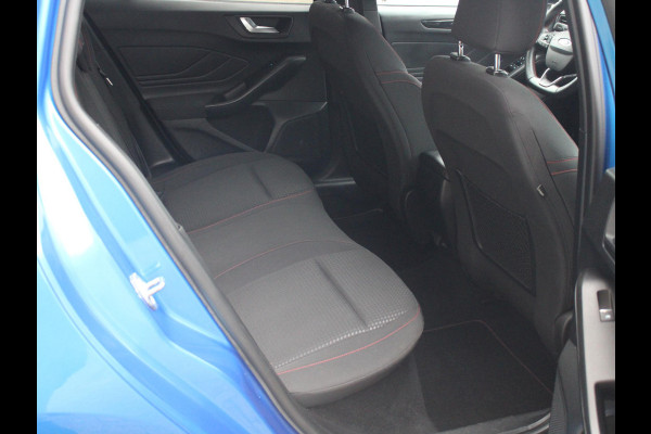 Ford FOCUS Wagon 1.0 EcoBoost Hybrid ST Line Business | TREKHAAK | NAVIGATIE | ACHTERUITRIJCAMERA |