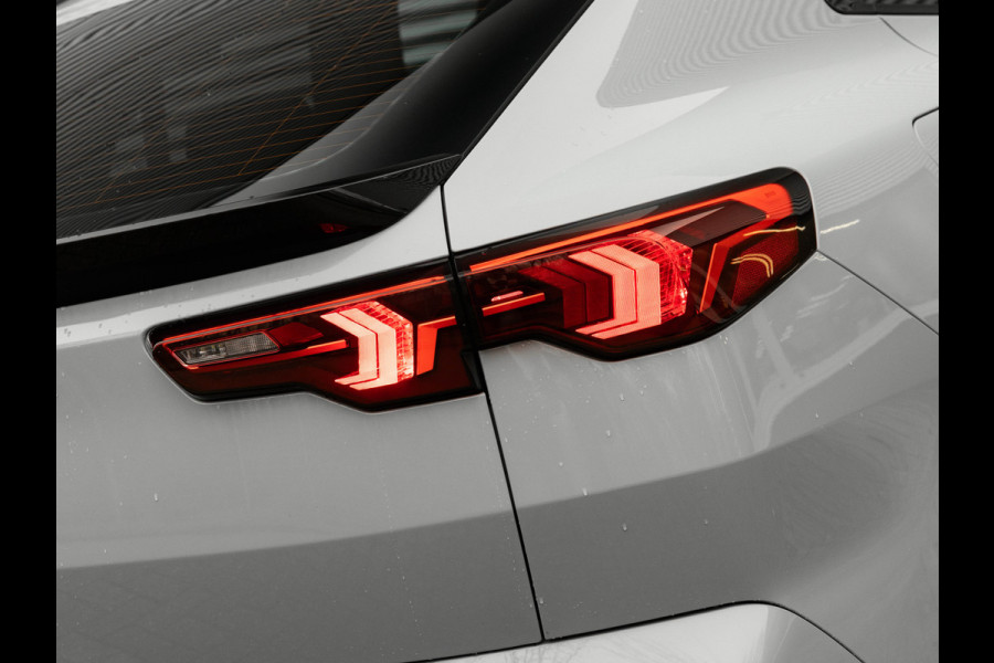 BMW iX2 xDrive30 M-Sport - Trekhaak - Driving + Parking Ass Plus - Head-Up - Harman Kardon