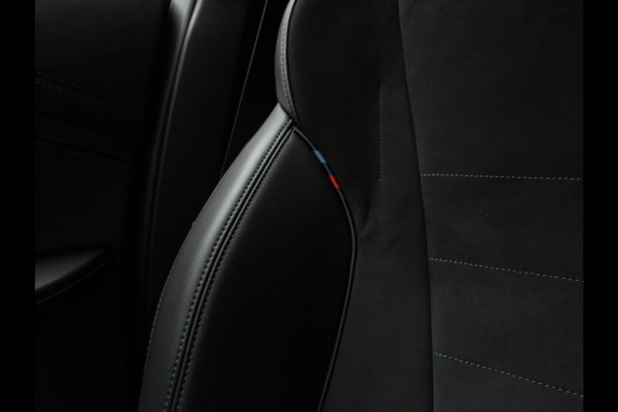 BMW iX2 xDrive30 M-Sport - Trekhaak - Driving + Parking Ass Plus - Head-Up - Harman Kardon