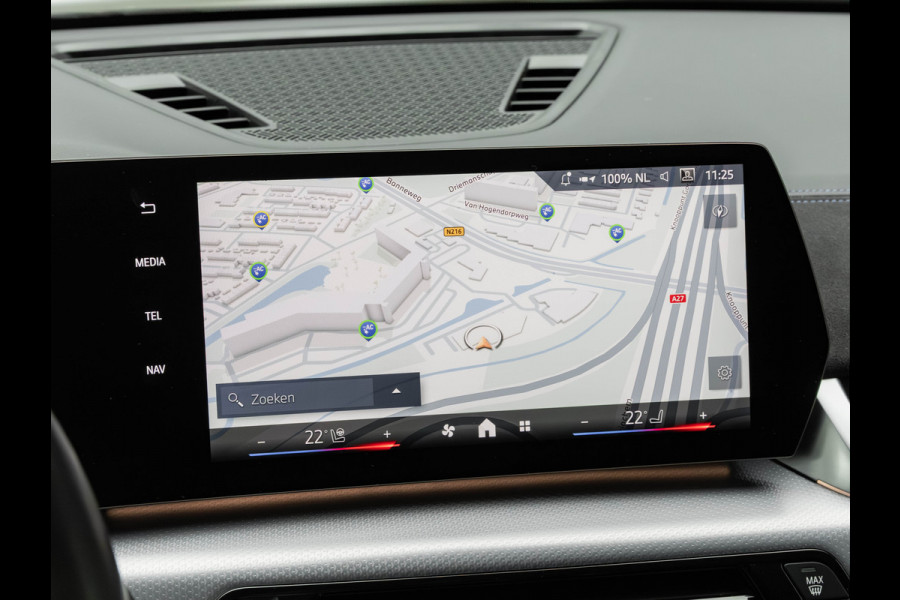 BMW iX2 xDrive30 M-Sport - Trekhaak - Driving + Parking Ass Plus - Head-Up - Harman Kardon