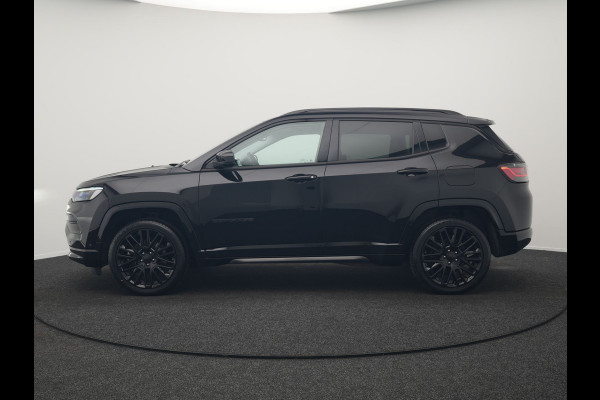 Jeep Compass 4xe 240 Electric S Plug In Hybrid 240pk Dealer O.H. PHEV | Adaptive Cruise | Camera | Lederen Sportstoelen & Stuur Verwarmd | Apple Carplay | Keyless | Navigatie | Virtual | DAB |