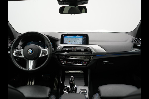 BMW X3 xDrive30e M Sport Plug In Hybrid 293pk Dealer O.H. PHEV | Panodak | Head Up | Camera | Lederen Sportstoelen Verwarmd | Sfeerverlichting | Keyless | Blis | Virtual | Navigatie | DAB |