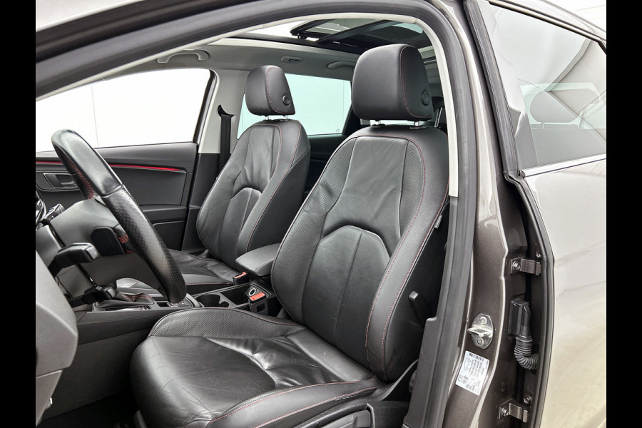 Seat Leon ST 1.8 TSI FR Business Intense(Goed OnderH, Panorama, Carplay, StoelV, Leder, Parkeersensoren V+A, Full Link, Etc)