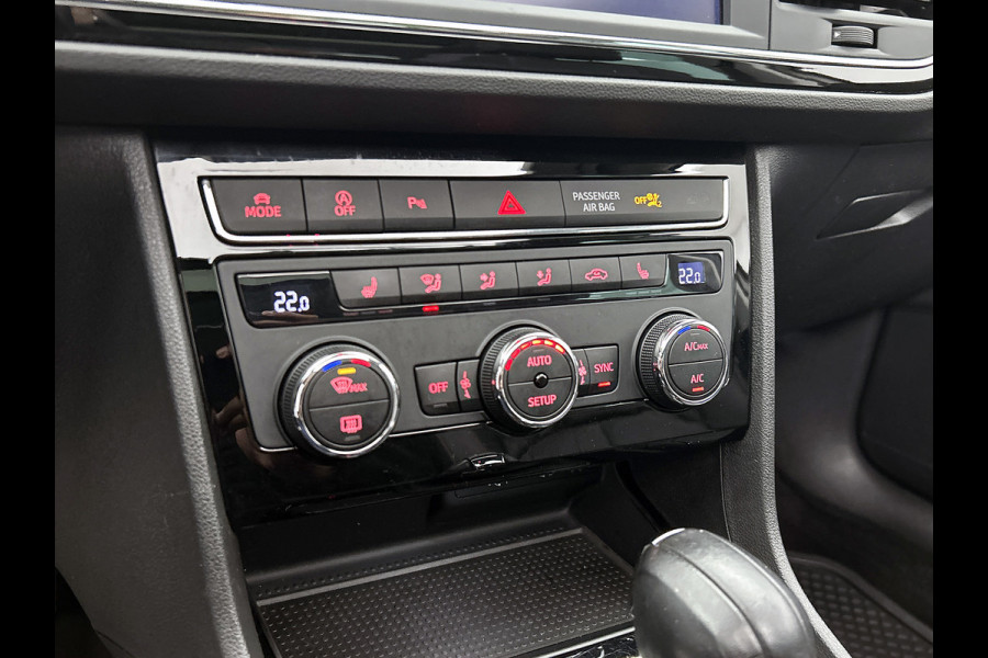 Seat Leon ST 1.8 TSI FR Business Intense(Goed OnderH, Panorama, Carplay, StoelV, Leder, Parkeersensoren V+A, Full Link, Etc)