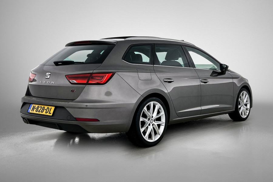 Seat Leon ST 1.8 TSI FR Business Intense(Goed OnderH, Panorama, Carplay, StoelV, Leder, Parkeersensoren V+A, Full Link, Etc)
