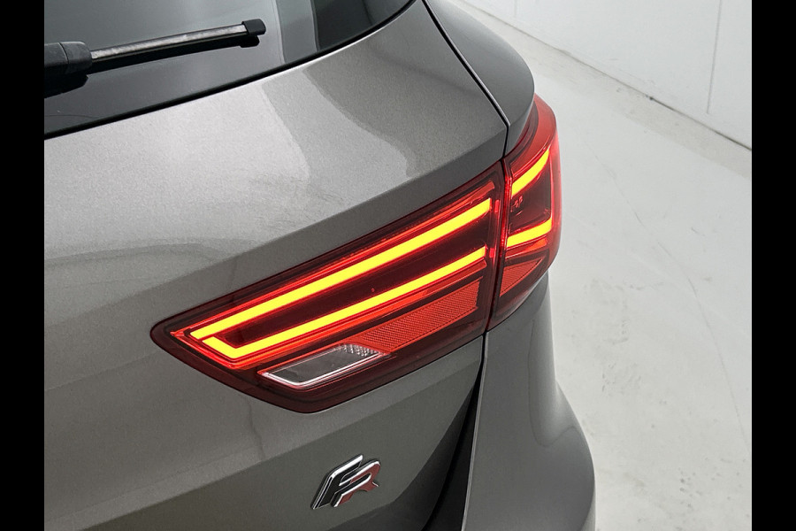Seat Leon ST 1.8 TSI FR Business Intense(Goed OnderH, Panorama, Carplay, StoelV, Leder, Parkeersensoren V+A, Full Link, Etc)