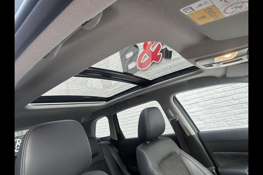 Suzuki Vitara 1.5 Hybrid Automaat Panorama Led Camera Pdc Stoelverwarming Lane Assist Keyless